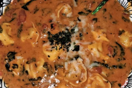 Zuppa cremosa di tortellini
